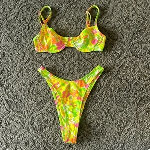 Neon Kulanis Kini